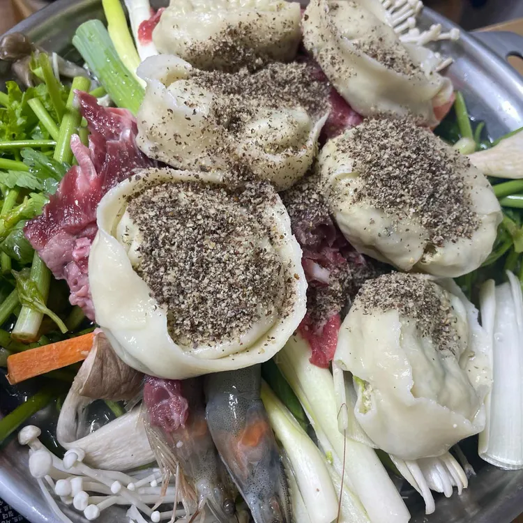 예와 손만두 이미지